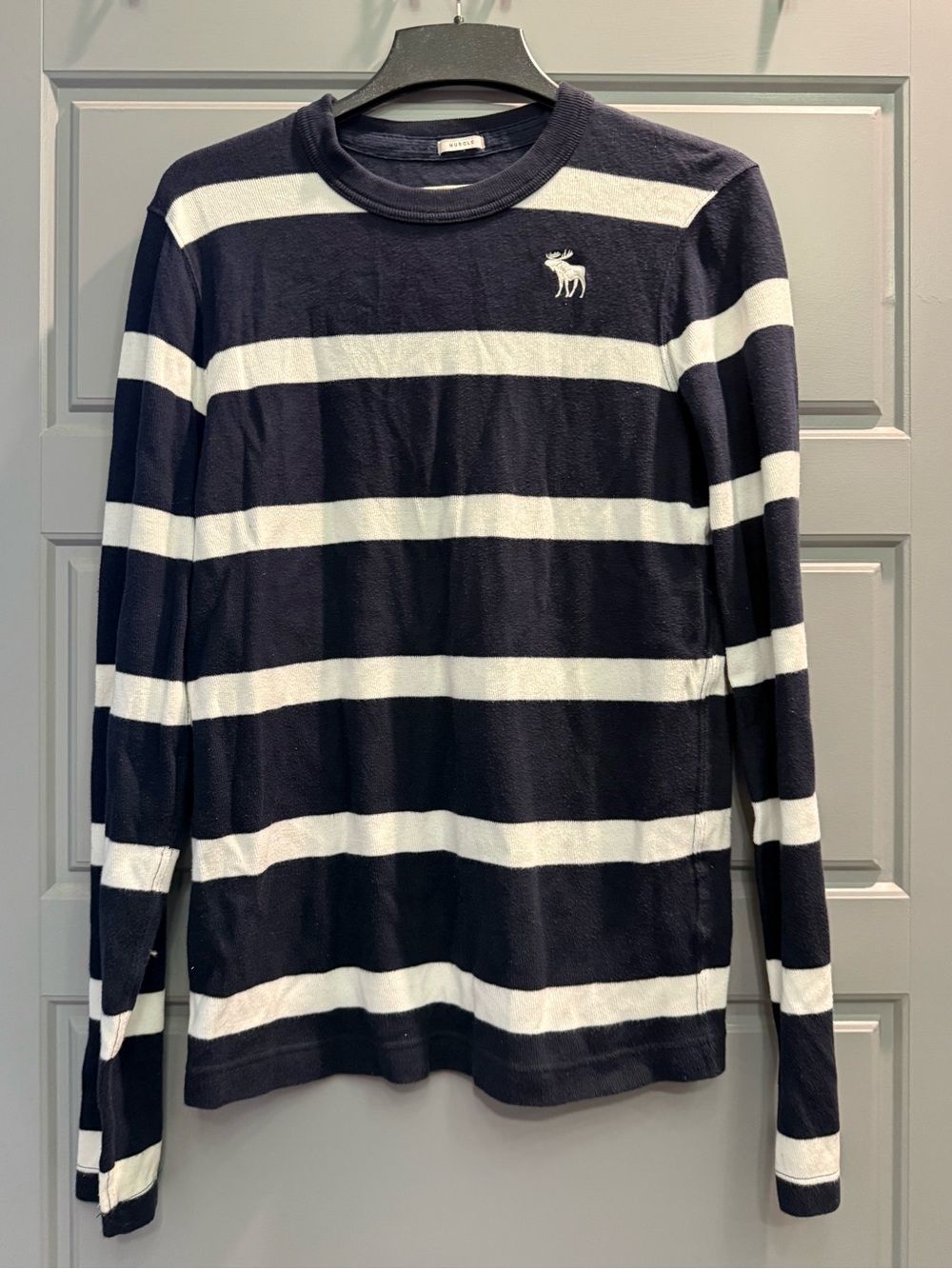 Abercrombie & Fitch Navy and White Striped Long-Sleeve Crewneck